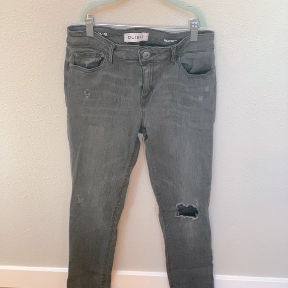 DL1961 x JA Instasculpt Skinny Jeans Size 28 - Distressed with Raw Hem in Gray - Picture 6 of 14